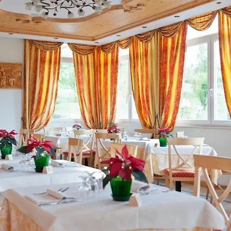 Szálloda Wellness E Stella Delle Alpi
